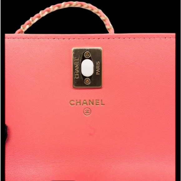 Chanel Wide Trendy CC Wallet on Chain Hot Pink Lambskin Leather RARE Rainbow! - Picture 10 of 16